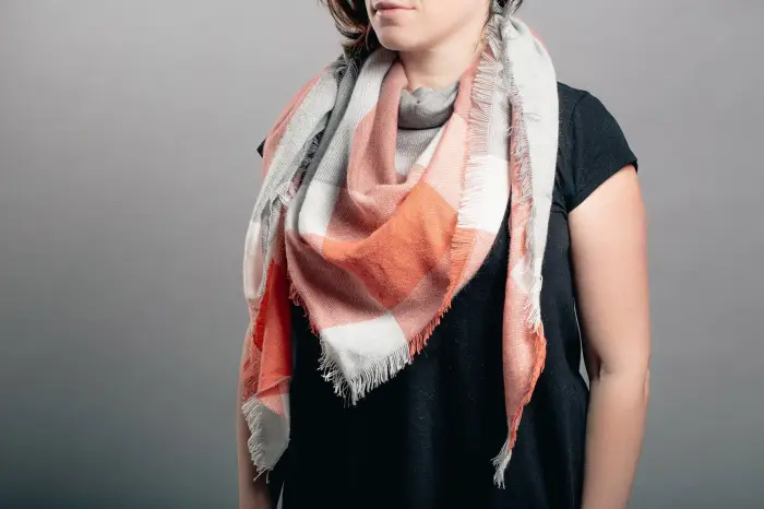 Slika oglasa Šareni ženski šalovi